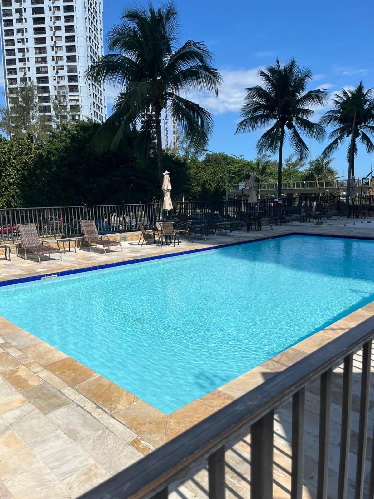 Apto 2qts Alfabarra2-praia Da Barra Da Tijuca Apartamento *
